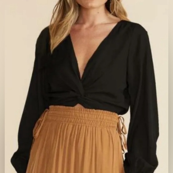 MINKPINK Tops - MinkPink Harper Twist - black - NWT - size Large